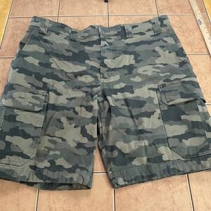 Duluth Trading Flex Fire Hose Cargo Shorts Sz 42 x 11 Camoflage Relaxed Fit Camo